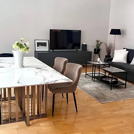 90Qm Designerwohnung Mit Kueche Und Jacuzzi In Do-City Dortmund Exterior photo