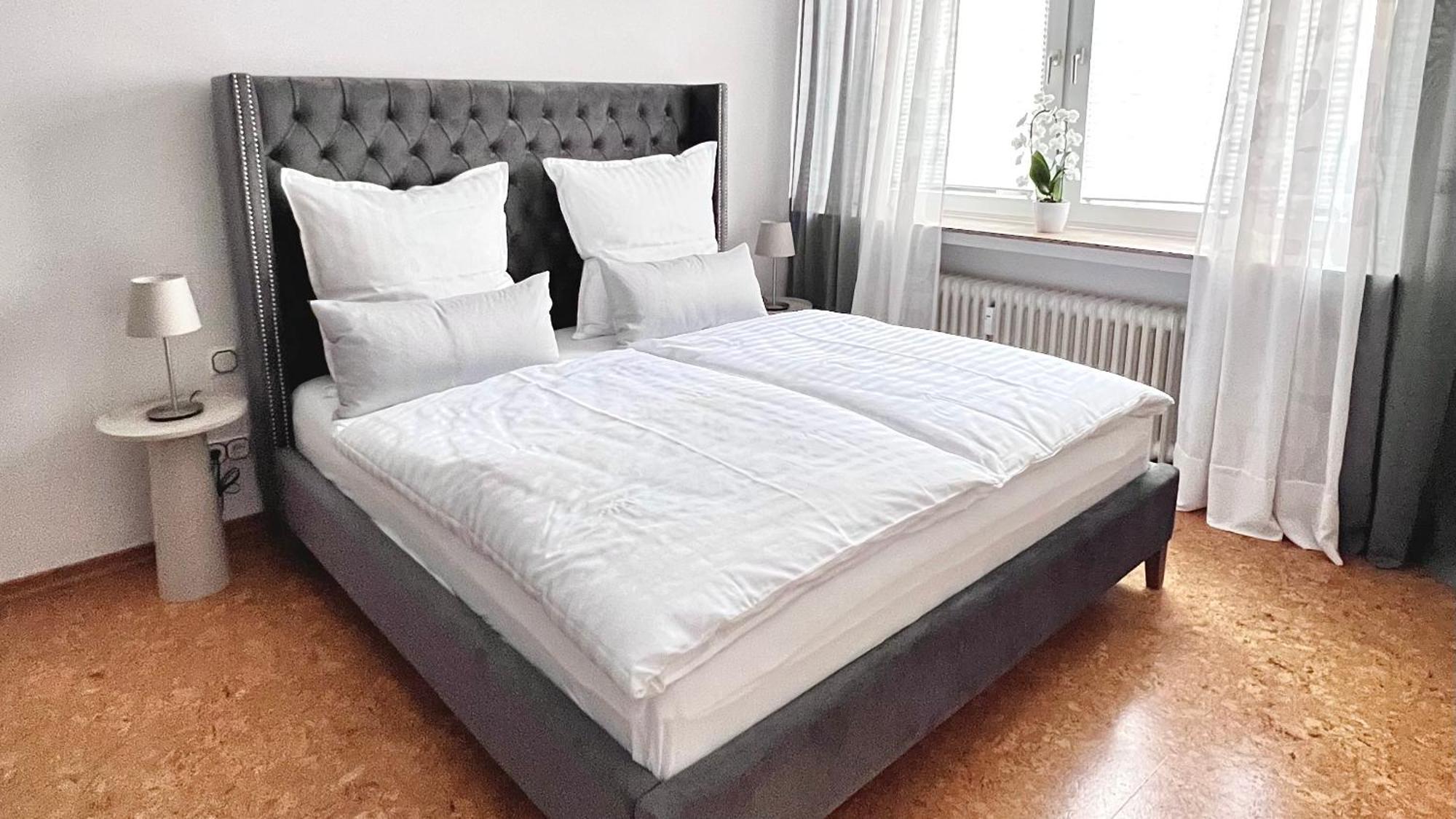 Apartment 90qm Designerwohnung Mit Kueche Und Jacuzzi In Do-city *
