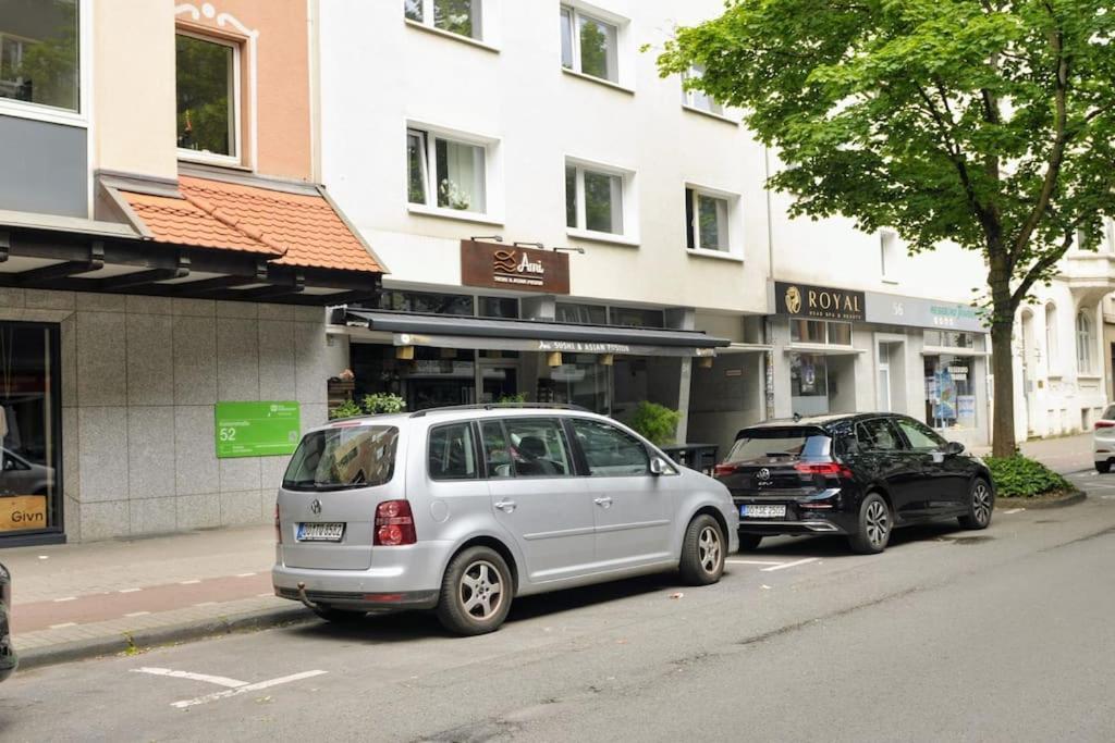 90qm Designerwohnung Mit Kueche Und Jacuzzi In Do-city