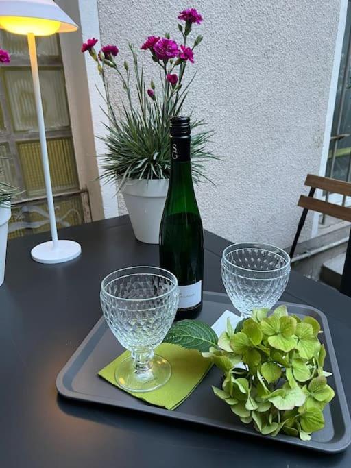 Apartment 90qm Designerwohnung Mit Kueche Und Jacuzzi In Do-city *